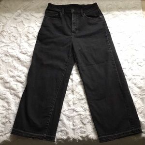 High Waisted Levi’s Wide Leg